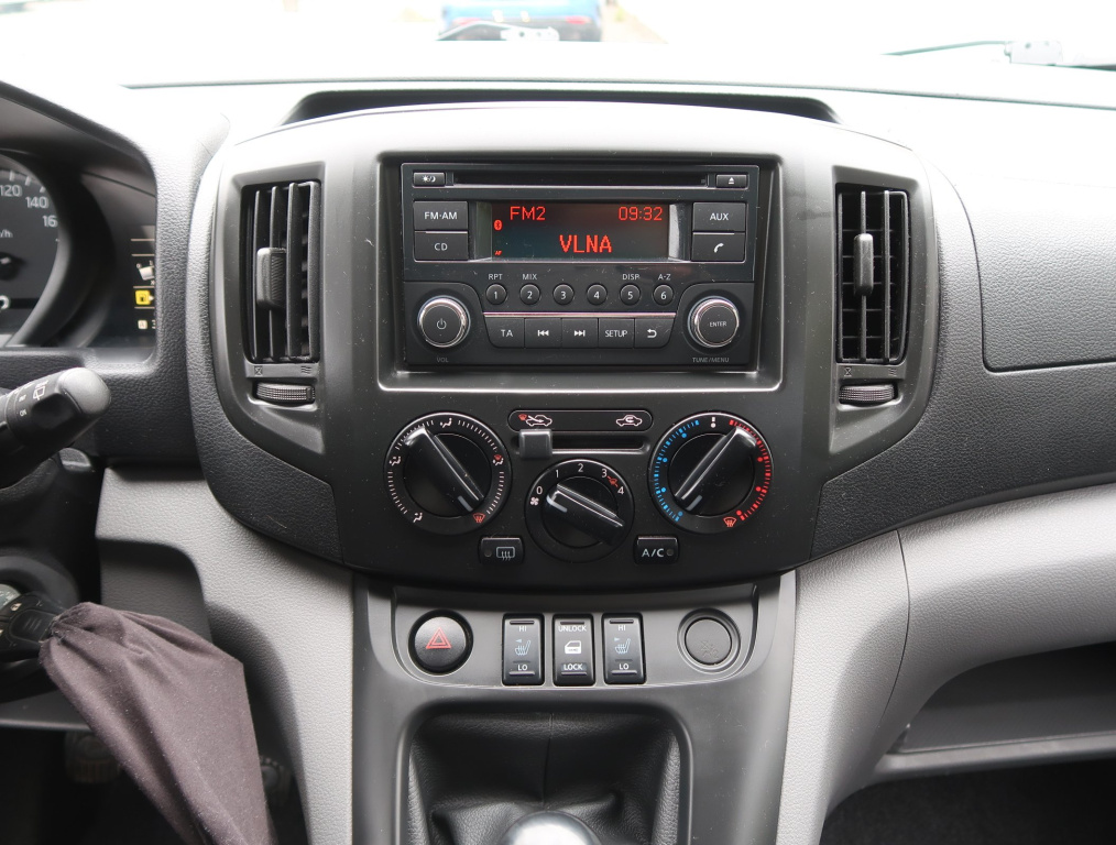 Nissan NV200
