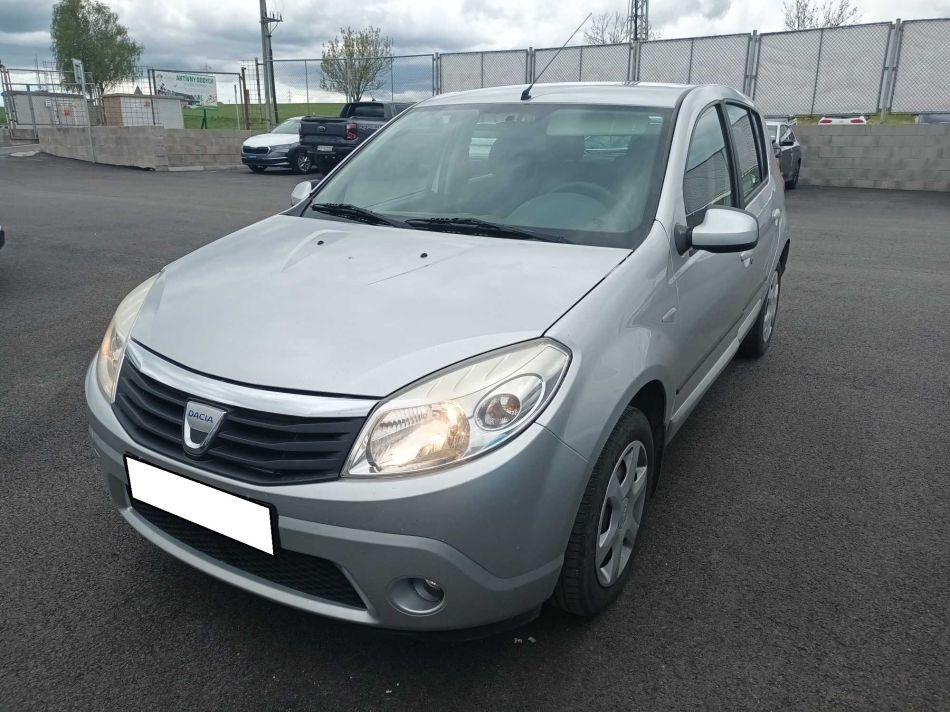 Dacia Sandero - 2010