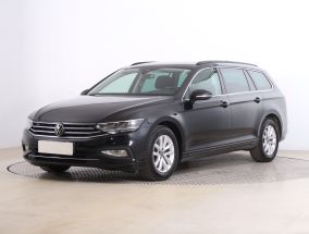 Volkswagen Passat - 2022