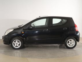 Nissan Pixo - 2010