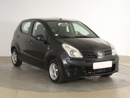 Nissan Pixo