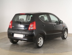 Nissan Pixo 2010