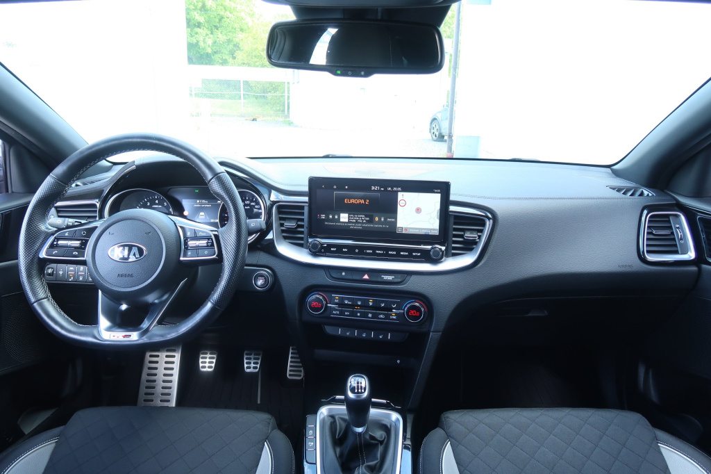 Kia ProCeed