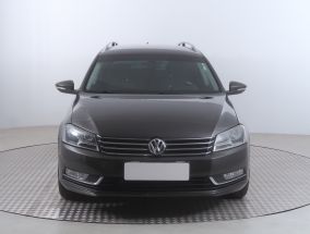 Volkswagen Passat - 2012