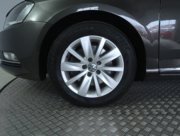 Volkswagen Passat 2012
