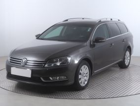 Volkswagen Passat - 2012