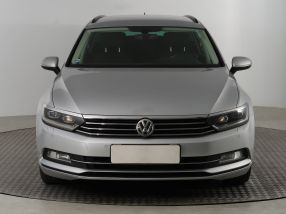 Volkswagen Passat - 2015