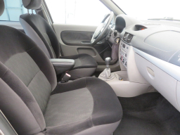 Renault Thalia 2009