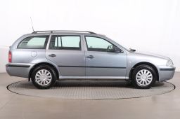 Škoda Octavia 2002