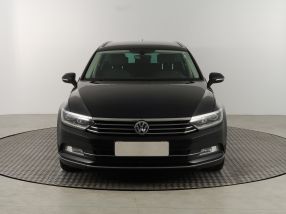 Volkswagen Passat - 2015