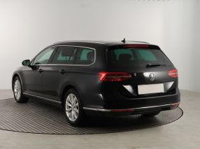 Volkswagen Passat - 2015