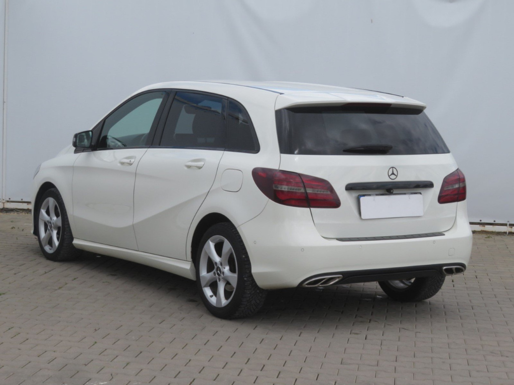 Mercedes-Benz B