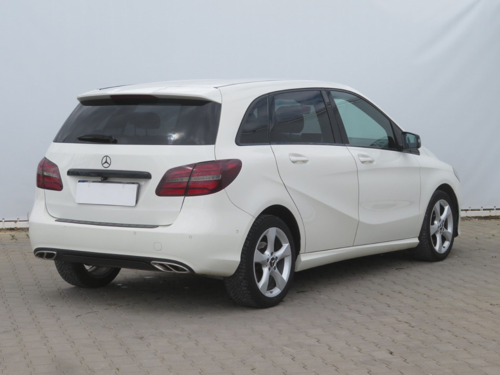 Mercedes-Benz B