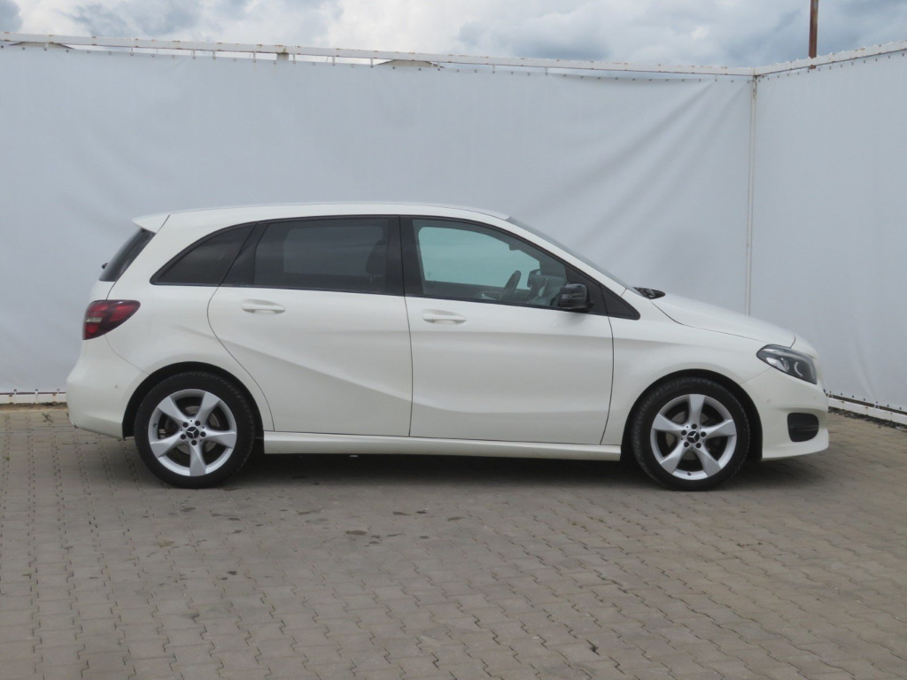 Mercedes-Benz B