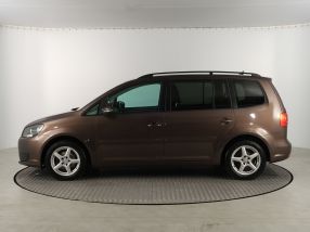 Volkswagen Touran - 2011
