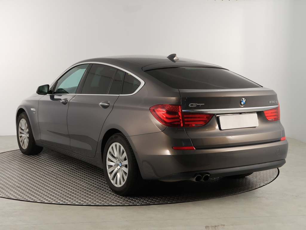 BMW 5GT