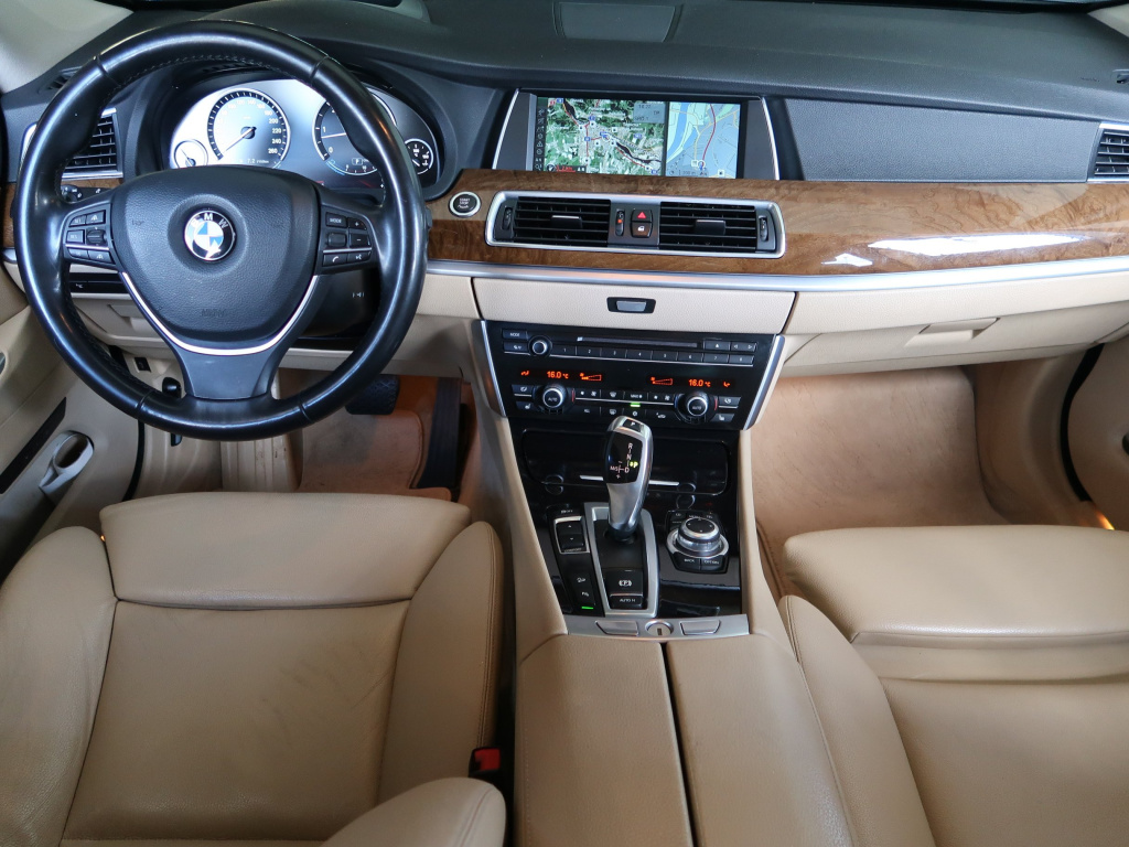 BMW 5GT