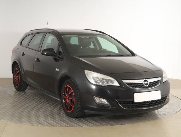 Opel Astra 2012