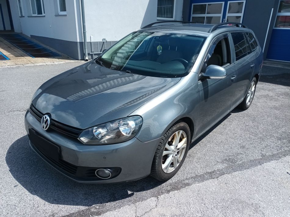 Volkswagen Golf - 2013