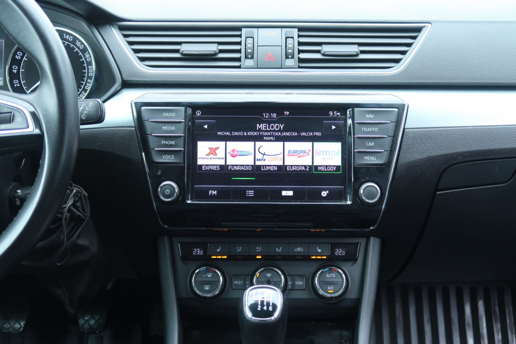 Škoda Superb