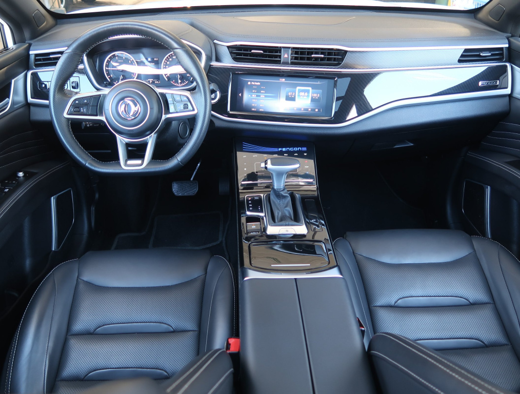 Dongfeng Fengon 5