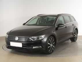 Volkswagen Passat - 2015