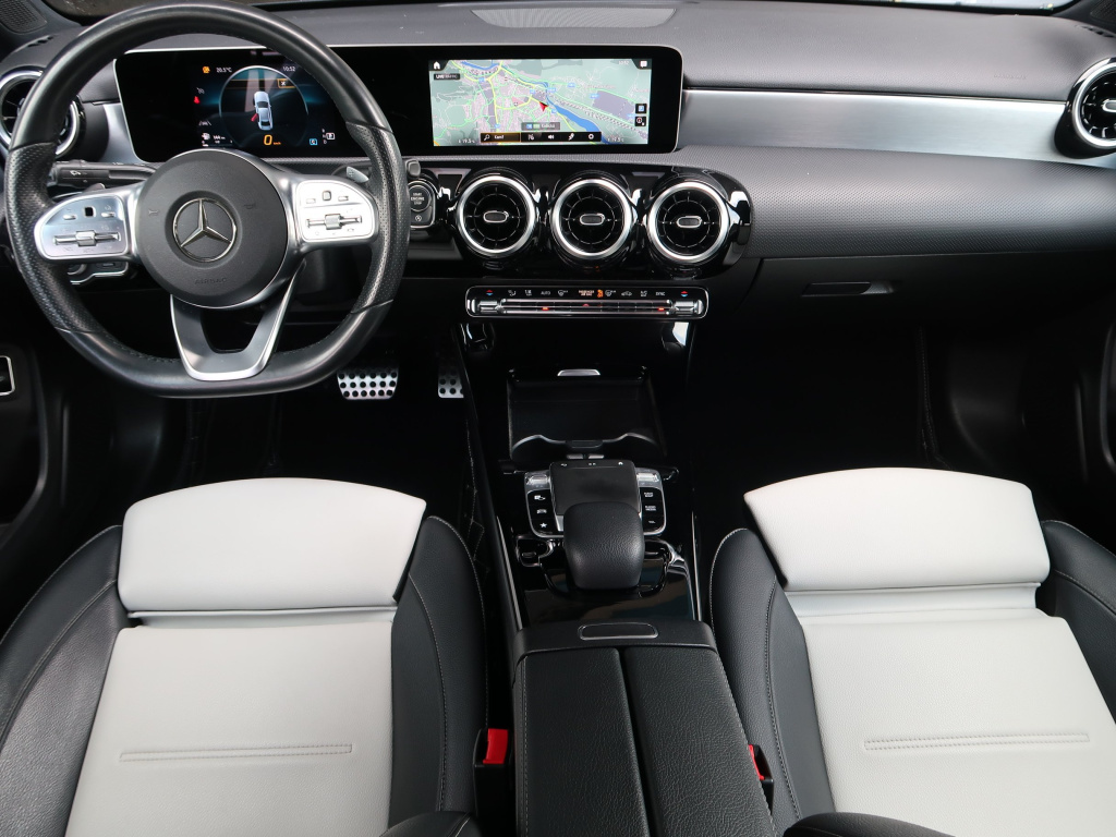 Mercedes-Benz A