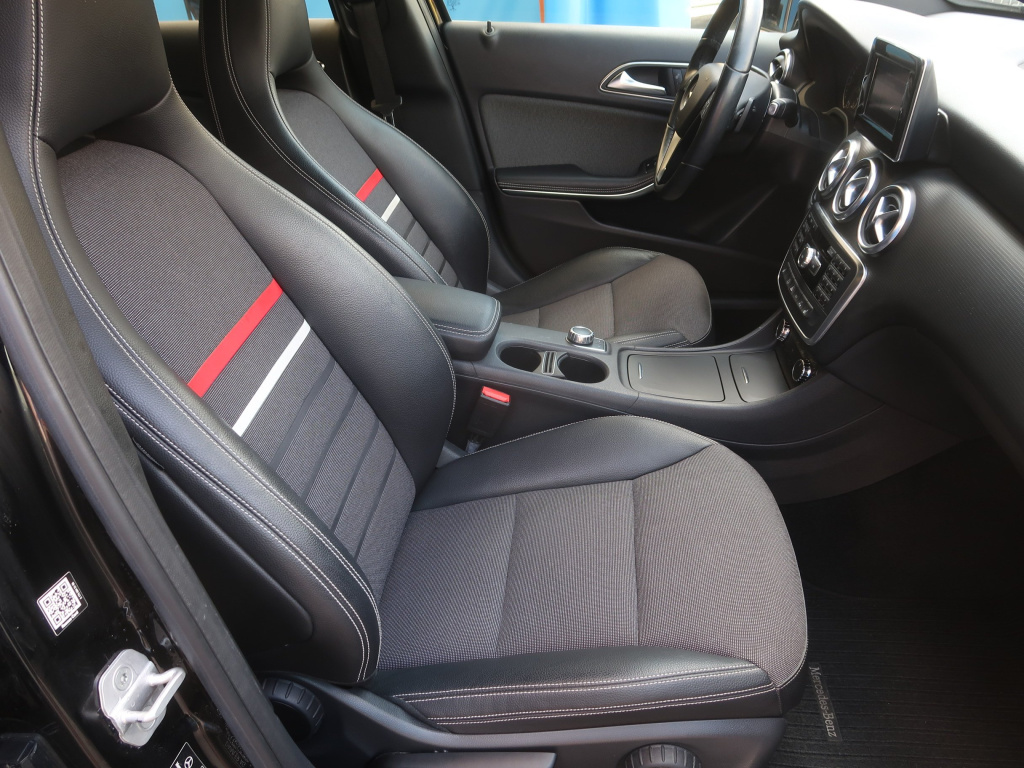 Mercedes-Benz A