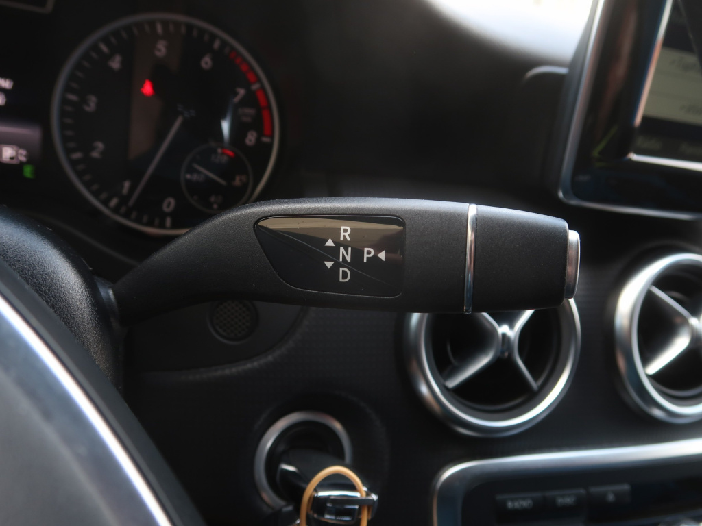 Mercedes-Benz A