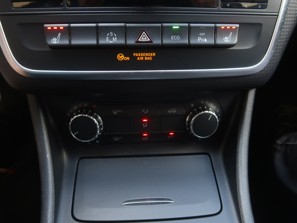 Mercedes-Benz A