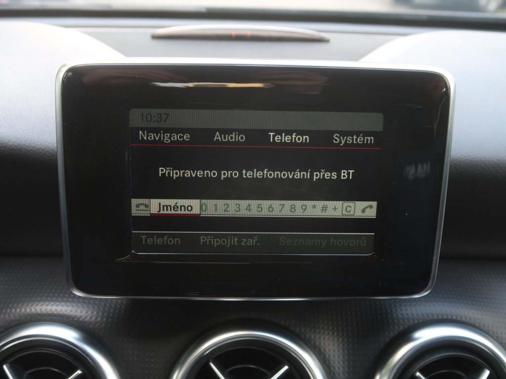 Mercedes-Benz A