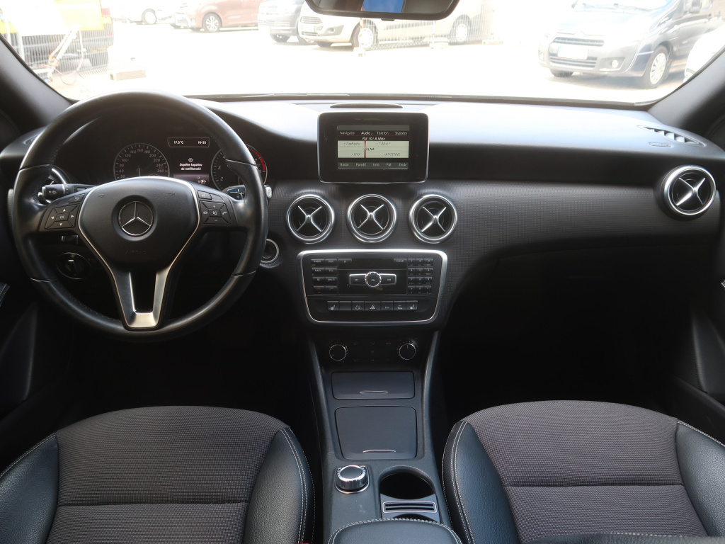 Mercedes-Benz A