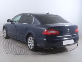 Skoda Superb - 2011
