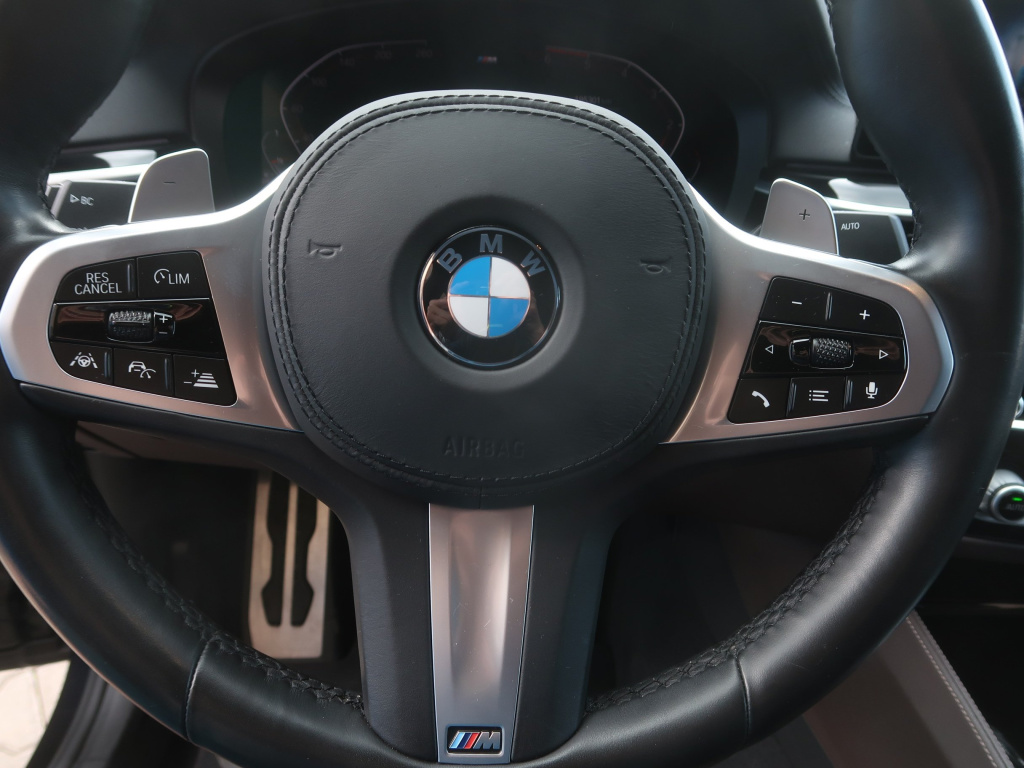 BMW 6GT
