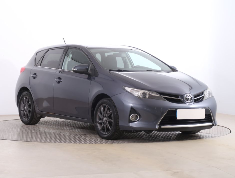 Toyota Auris - 2015