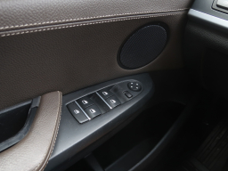 BMW X3 2011