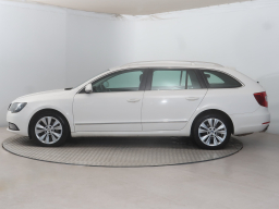 Škoda Superb 2013