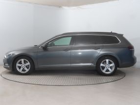 Volkswagen Passat - 2015