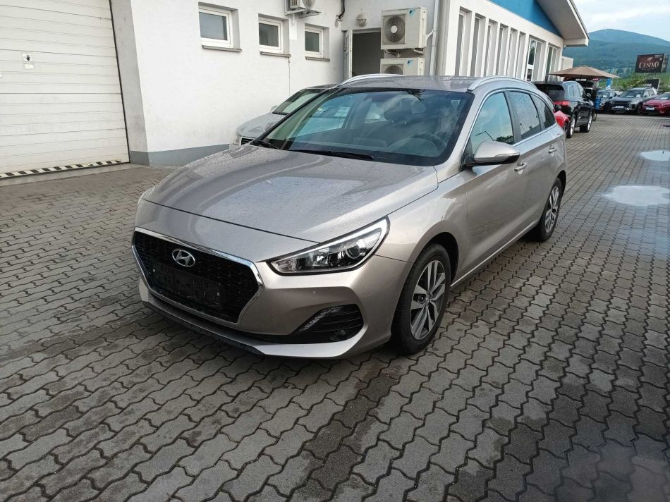 Hyundai i30 - 2019