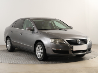Volkswagen Passat, 2007
