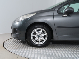 Peugeot 207 2011