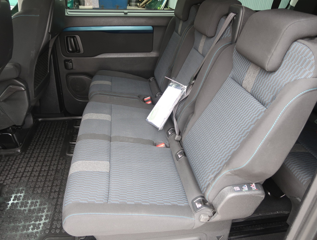 Peugeot Traveller