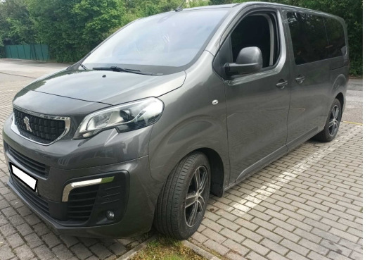 Peugeot Traveller