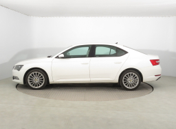 Škoda Superb 2016