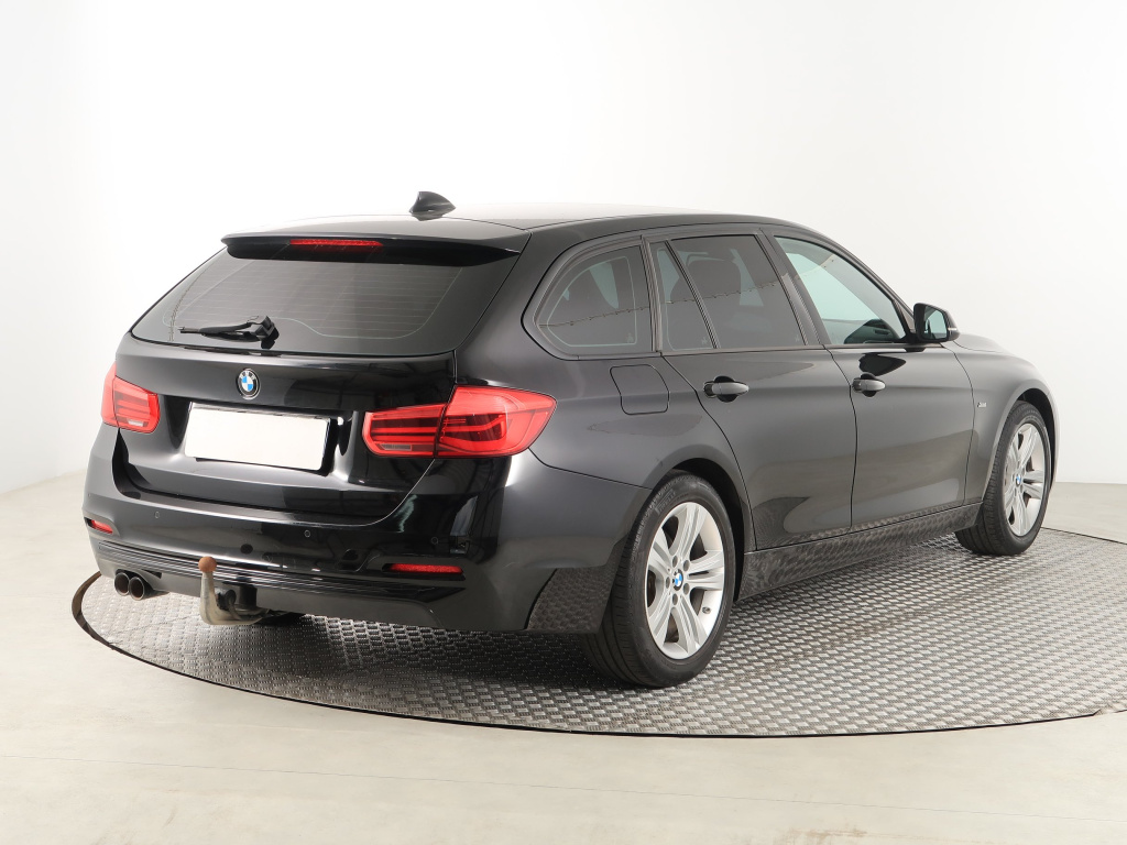 BMW 3