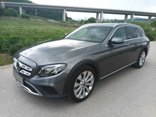 Mercedes-Benz E