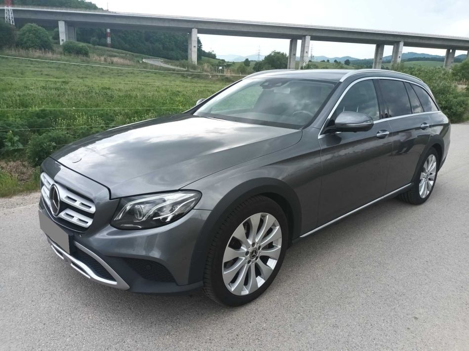 Mercedes-Benz E - 2018