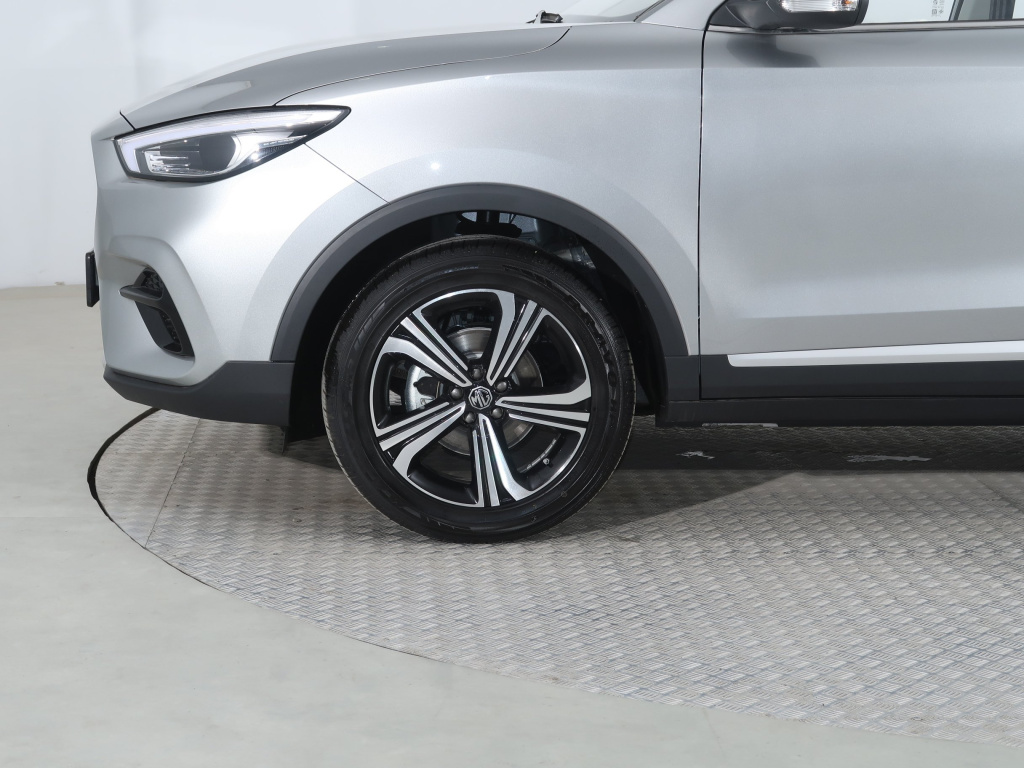 MG ZS SUV