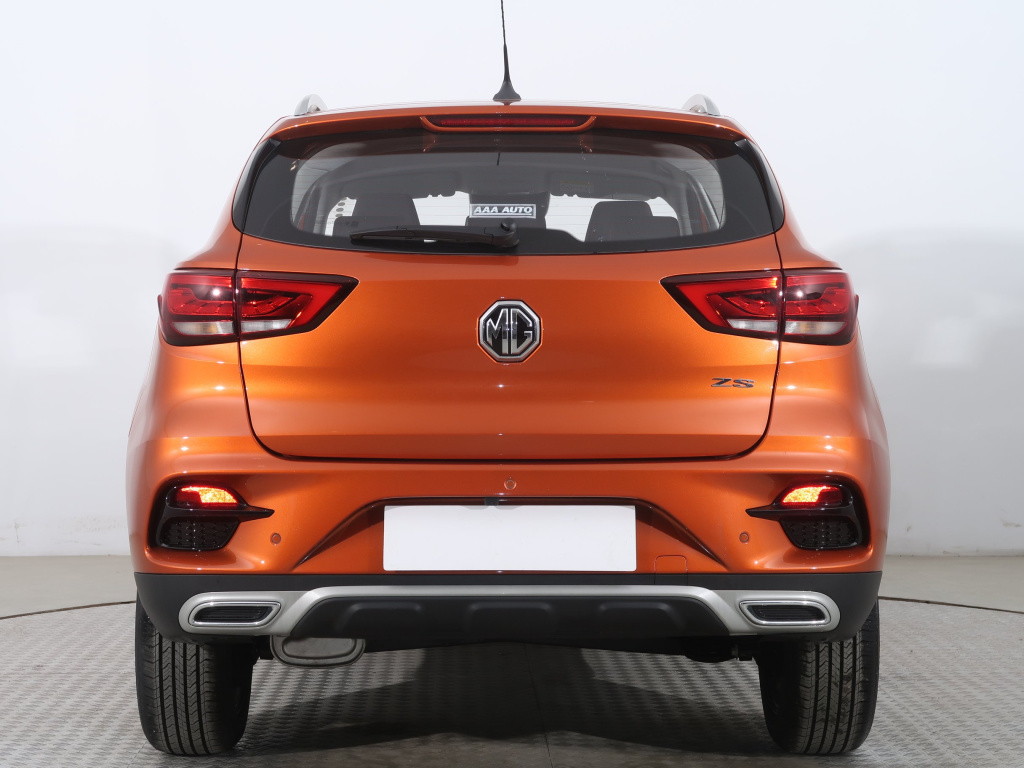 MG ZS SUV