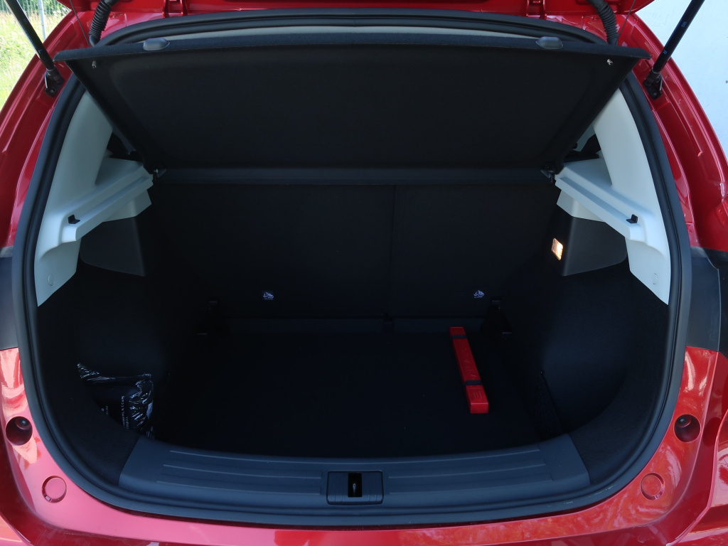 MG ZS SUV